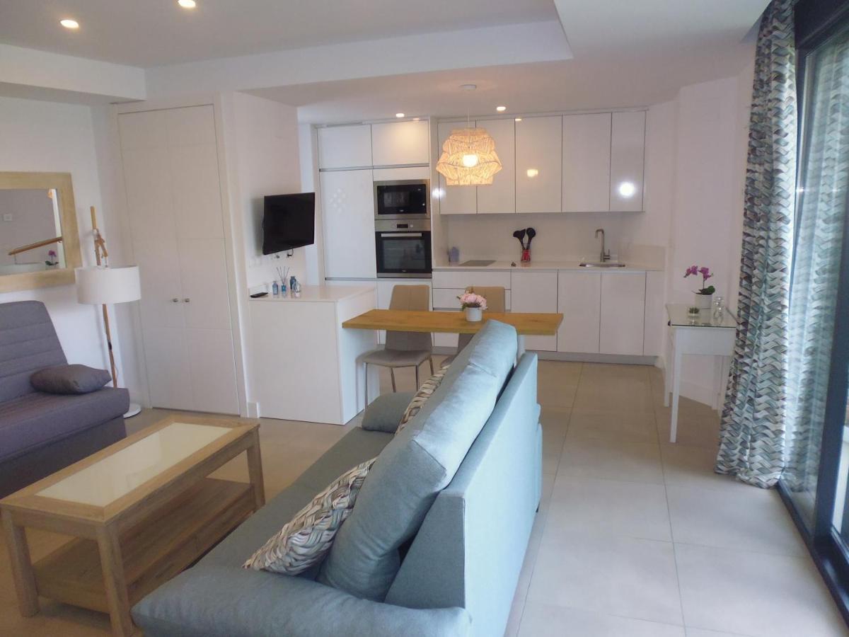 Apartamento Sealine Torrox Costa By The Beach Malaga Bagian luar foto