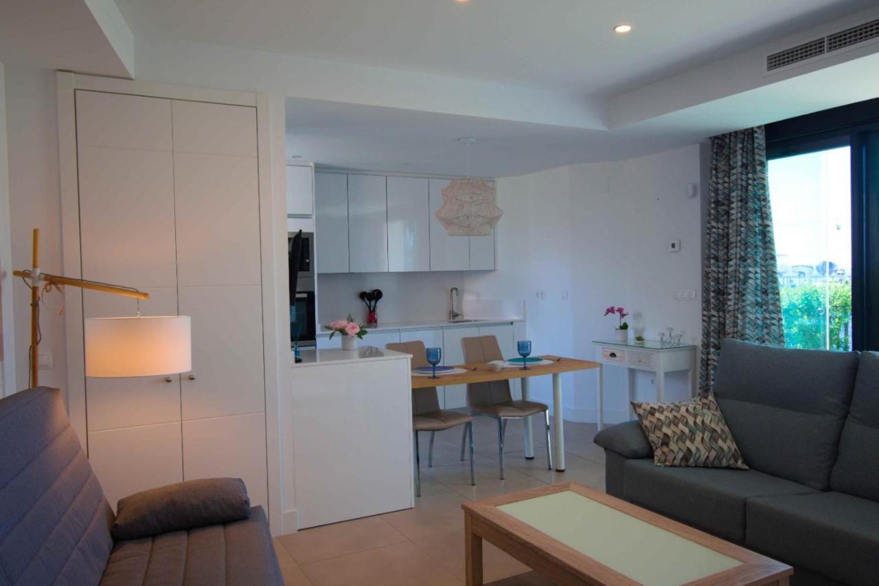 Apartamento Sealine Torrox Costa By The Beach Malaga Bagian luar foto