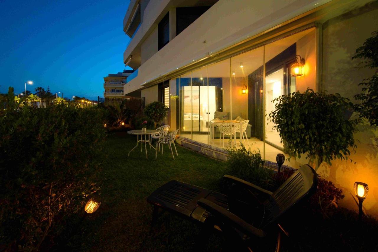 Apartamento Sealine Torrox Costa By The Beach Malaga Bagian luar foto
