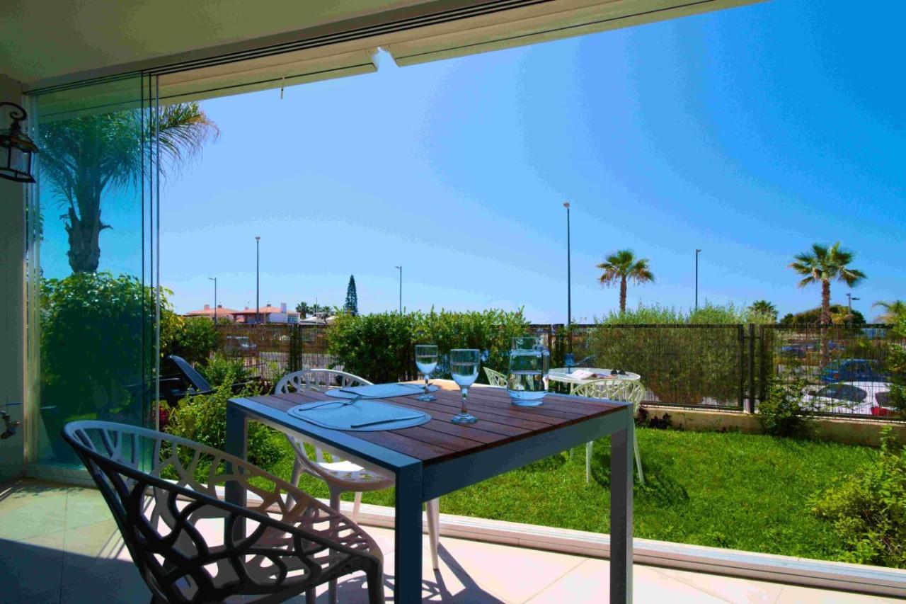 Apartamento Sealine Torrox Costa By The Beach Malaga Bagian luar foto